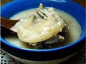 冬瓜乾魚尾湯