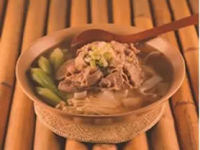 生牛肉河粉