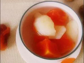 抗衰养颜：木瓜红梨汤