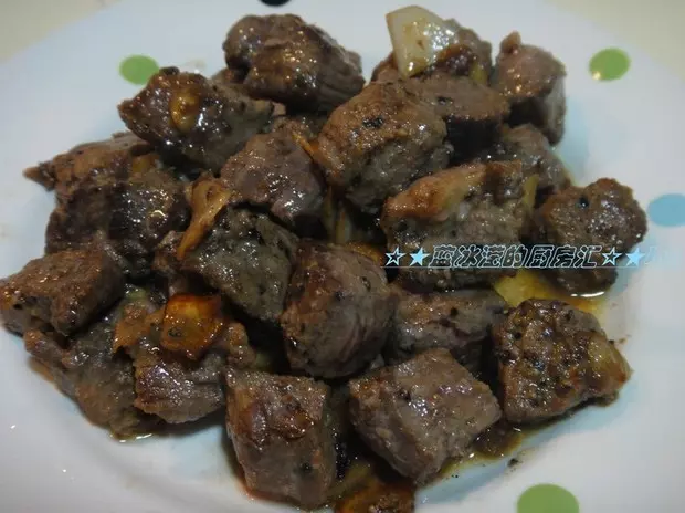 蒜香黑椒牛肉粒